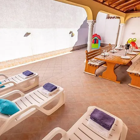 2 Bedroom Stunning In Apartman