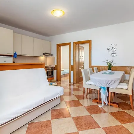 Apartman 2 Bedroom Stunning In